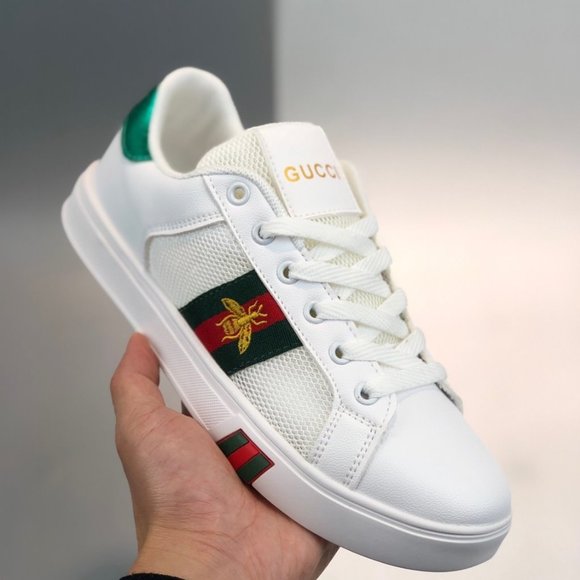 NEWGucci leather board shoes small white shoes